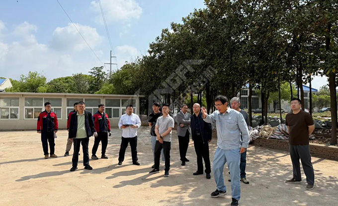 中石化相關(guān)公司、康發(fā)雙螺桿擠出機與新疆鵬安能源科技有限責任就關(guān)于廢塑料分選技術(shù)合作洽談