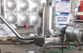 第三、四代康發(fā)雙螺桿擠出機(jī)同時(shí)開(kāi)機(jī)